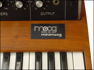 logo moog music inc