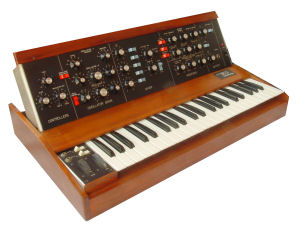 minimoog lateral